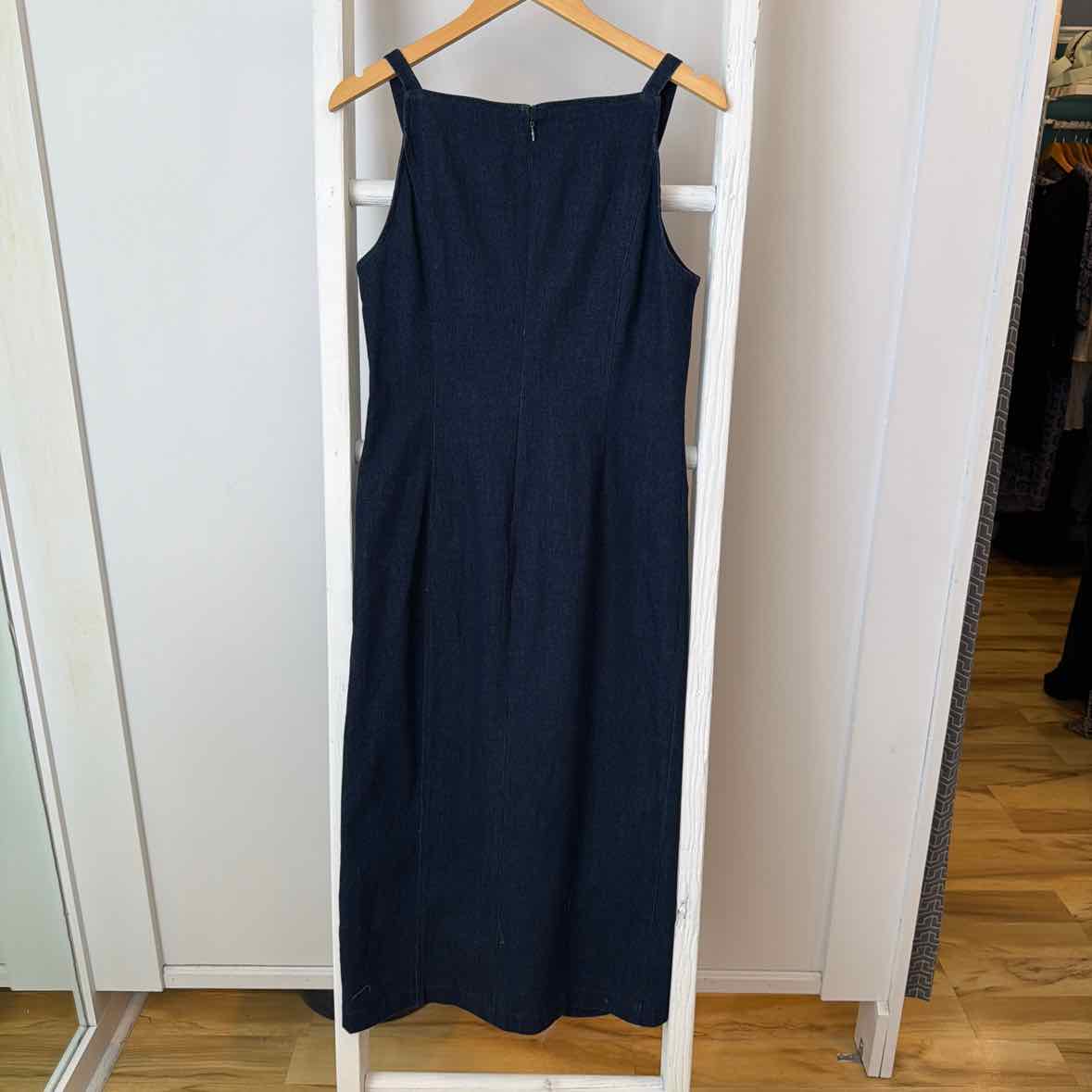 Tuckernuck Size Large Dress