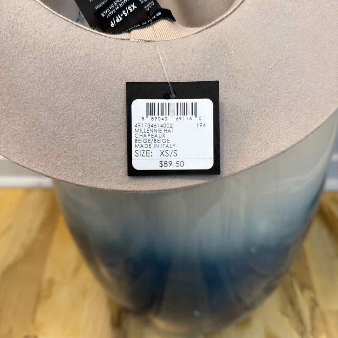 Club Monaco Size XS/S Hat