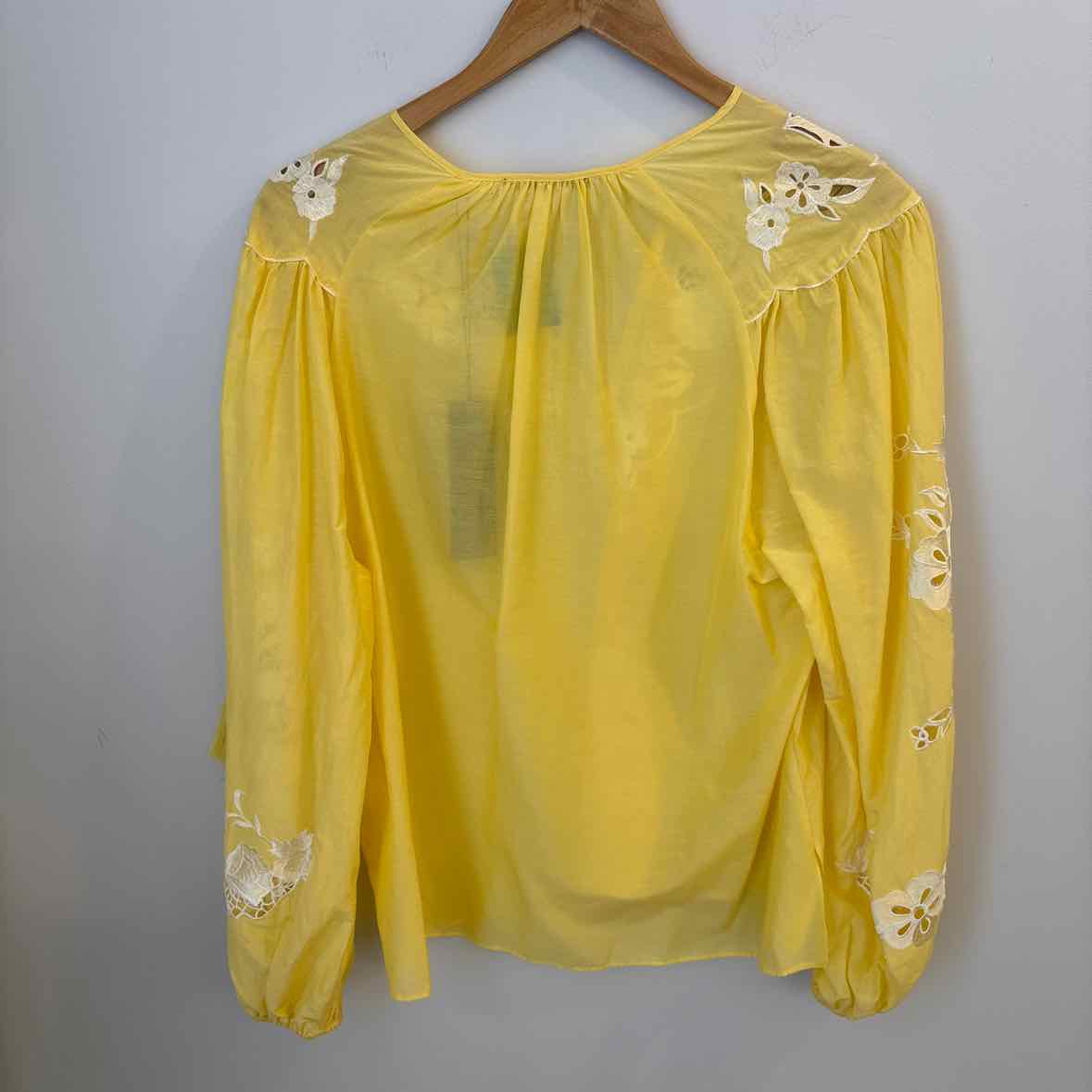 Kobi Halperin Size Small Shirt