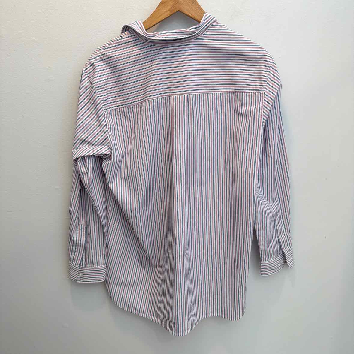 Frank & Eileen Size Medium Shirt