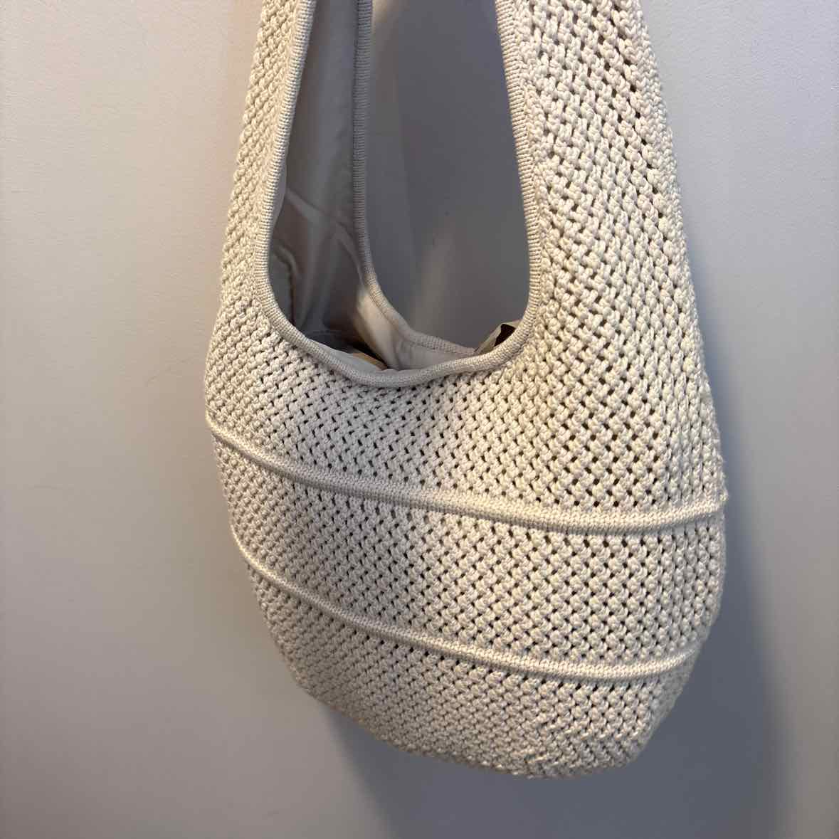 Lululemon Size Purse