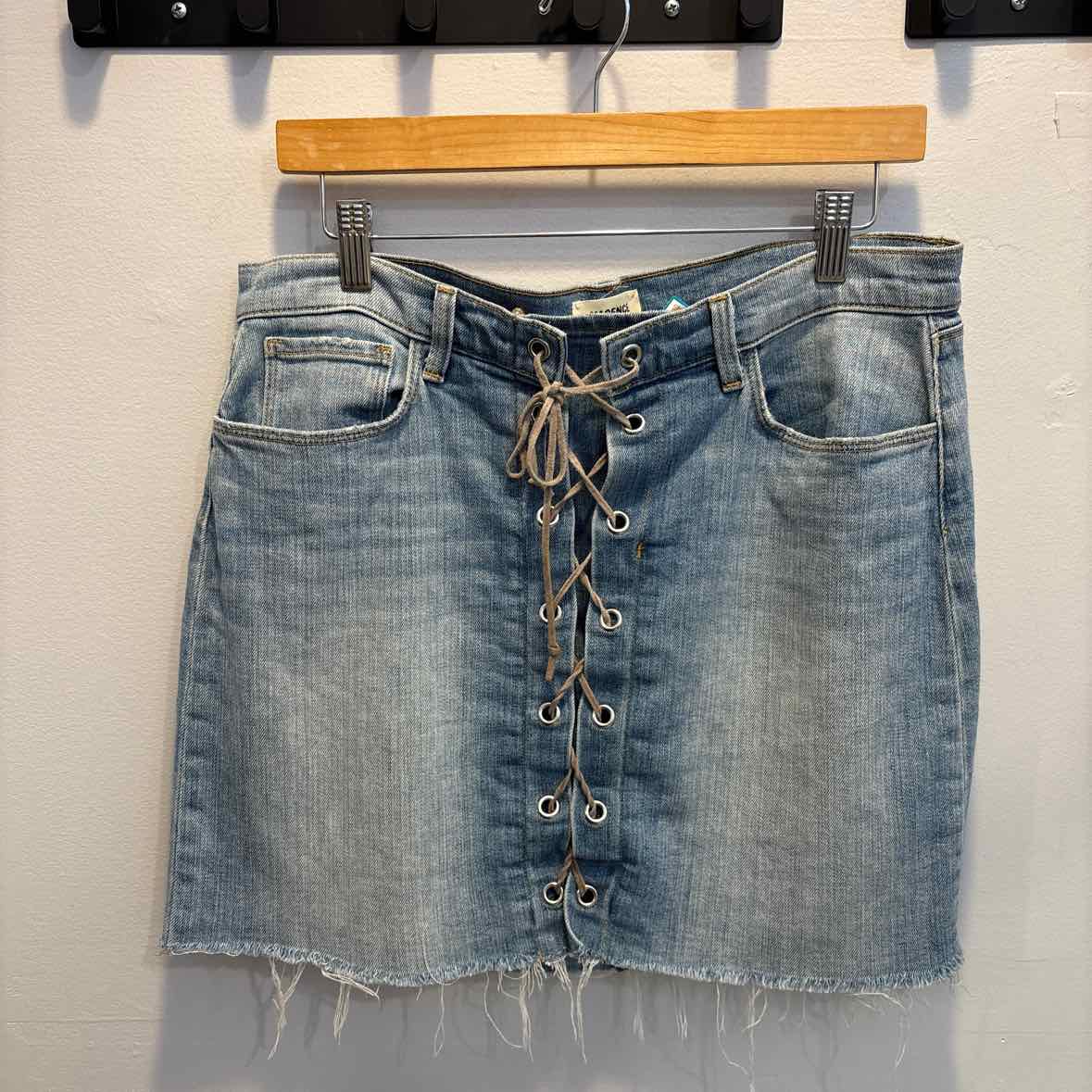 L'Agence Size 30 Skirt