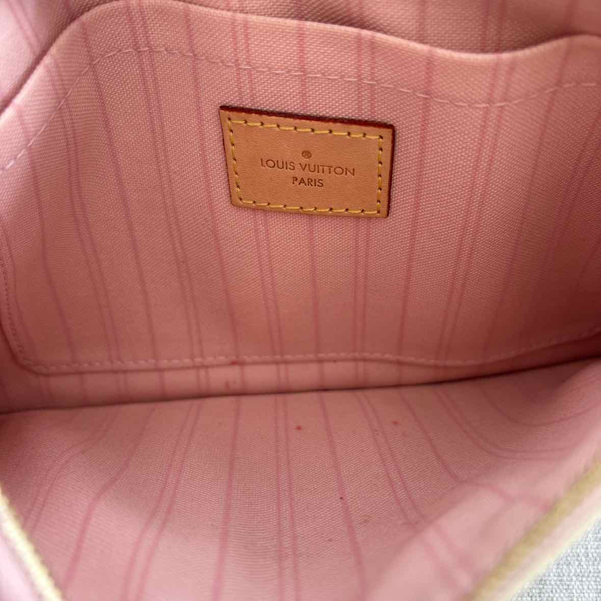 Louis Vuitton Purse