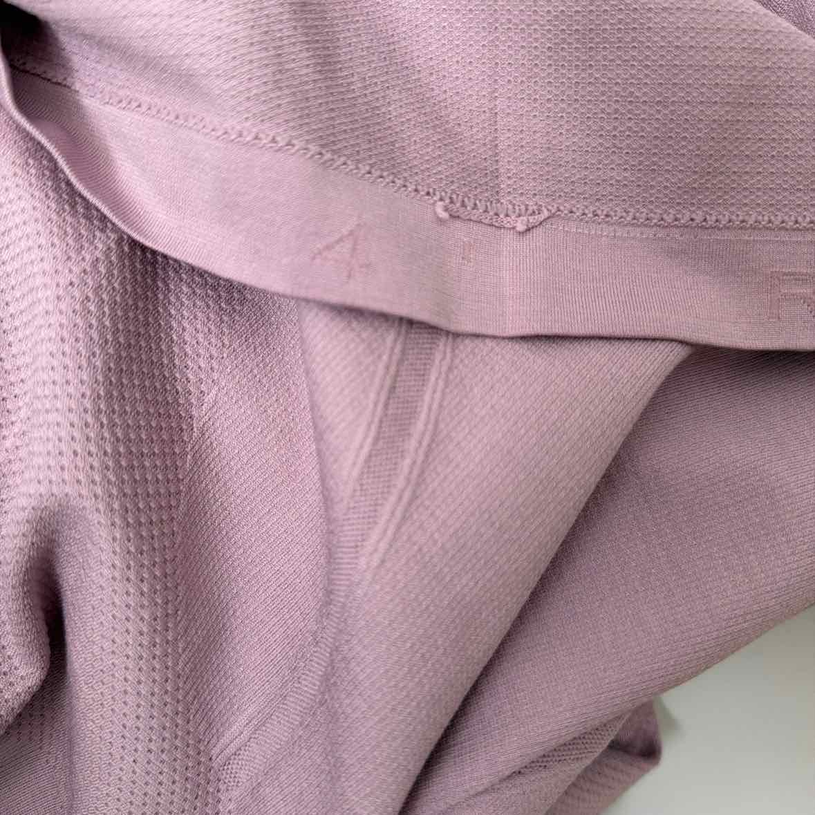 Lululemon Size 4 Shirt