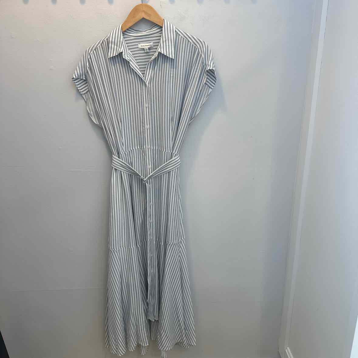 Club Monaco Size Large Dress