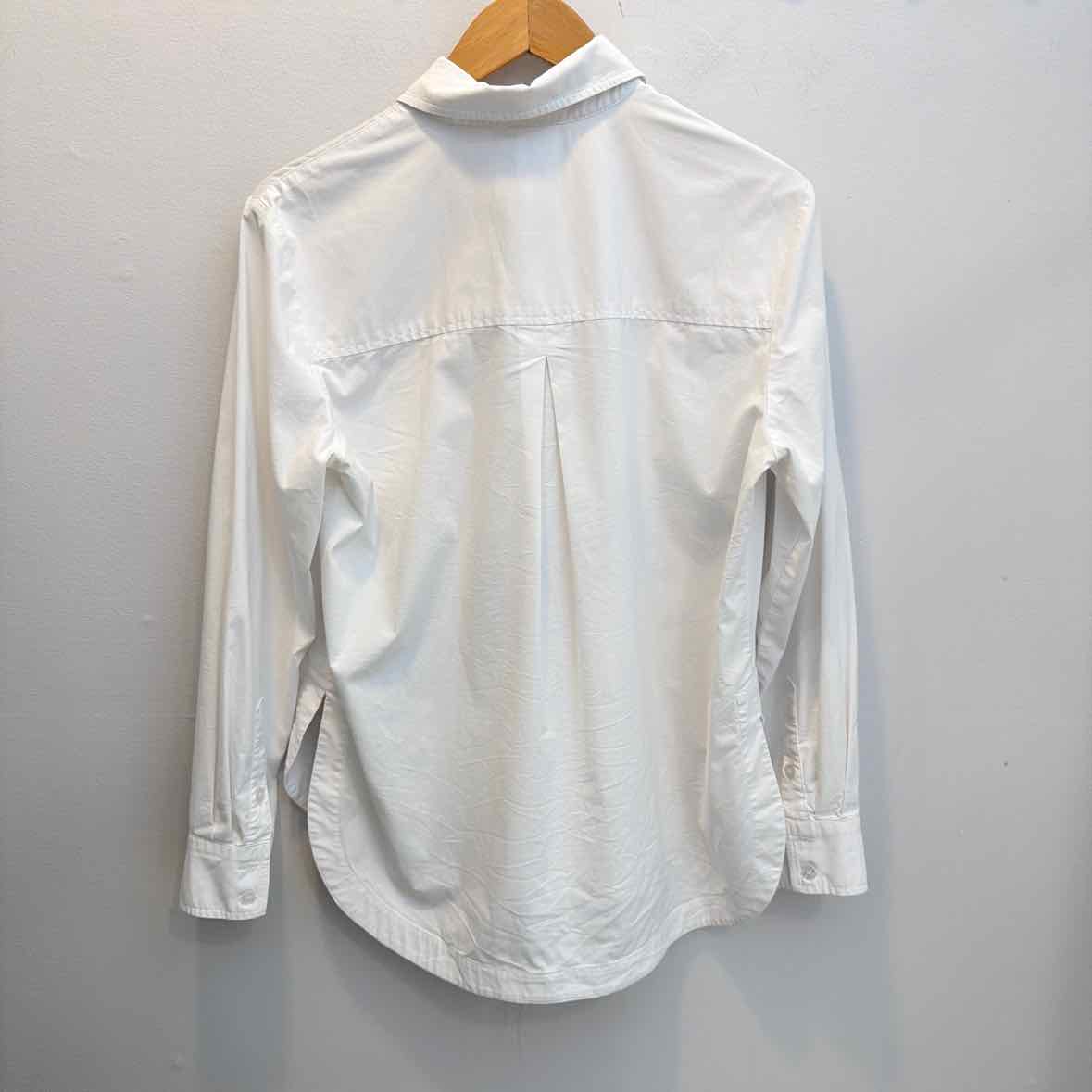 Finley Size Medium Shirt