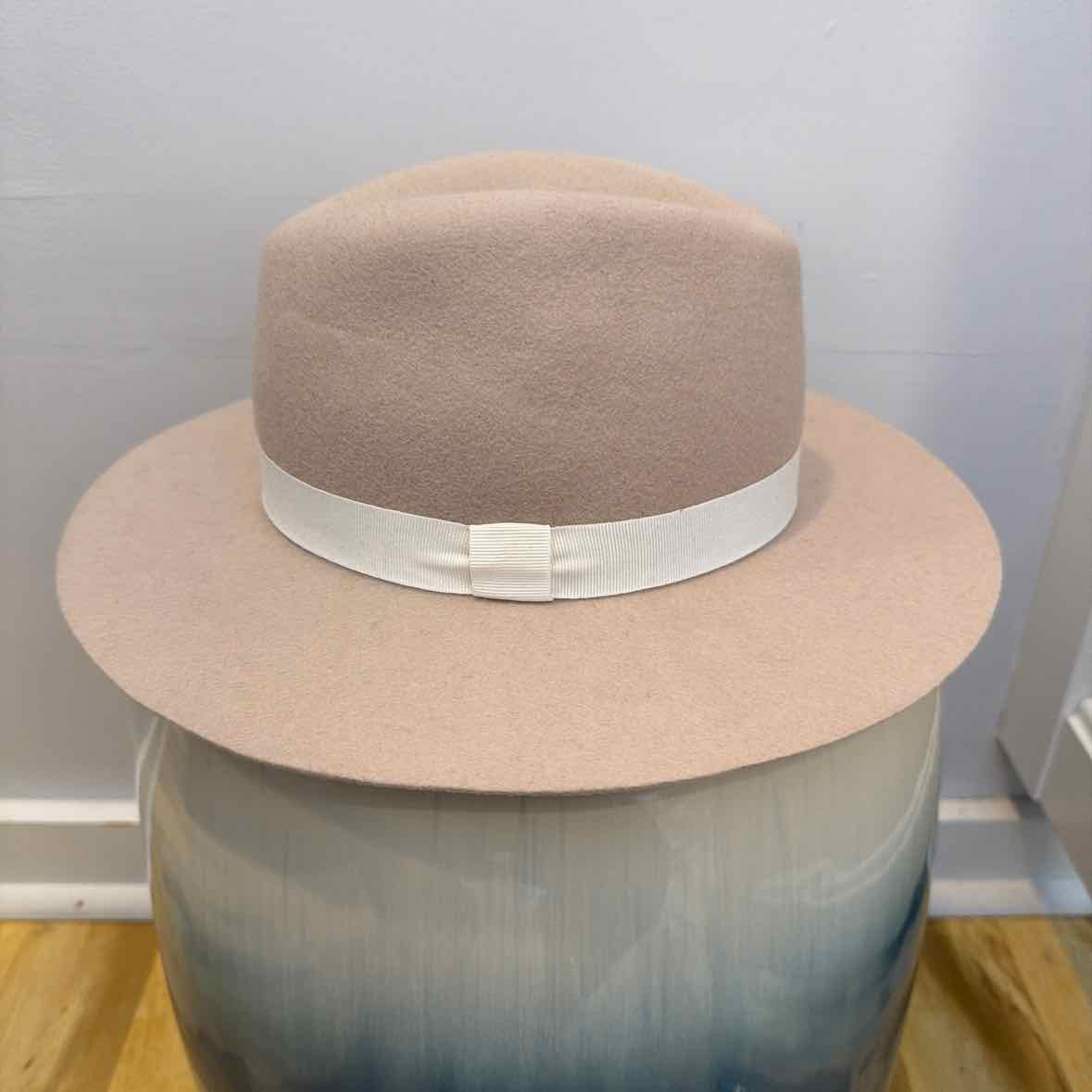 Club Monaco Size XS/S Hat