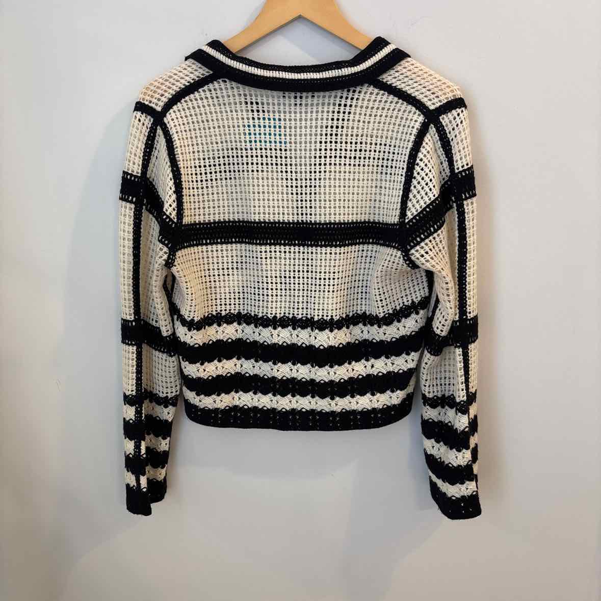 Me + Em Size Large Sweater