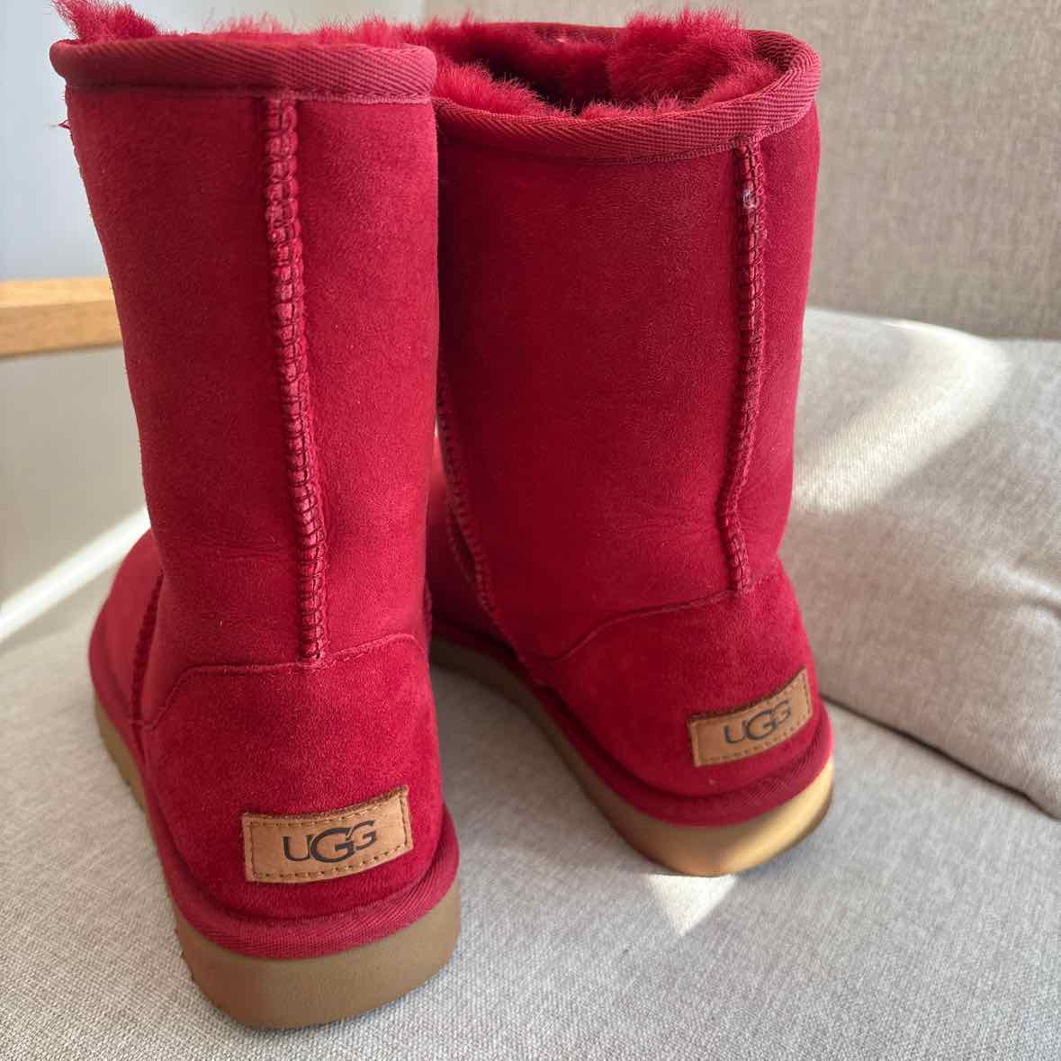 Ugg Size 9 Boots