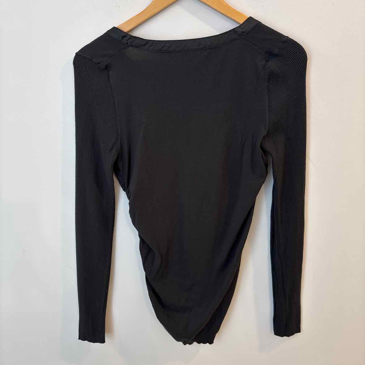 Anthropolgie Size Medium Shirt