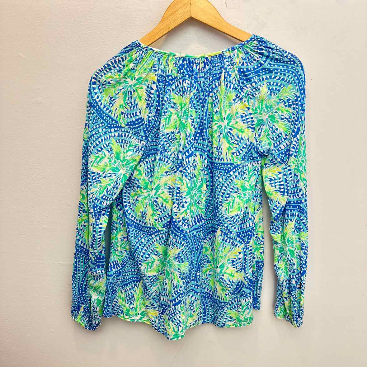Lilly Pulitzer Size XS Shirt
