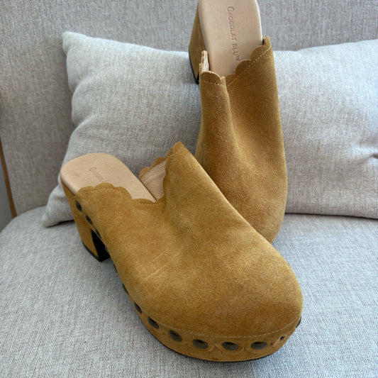Chocolat Blu Size 8.5 Shoes
