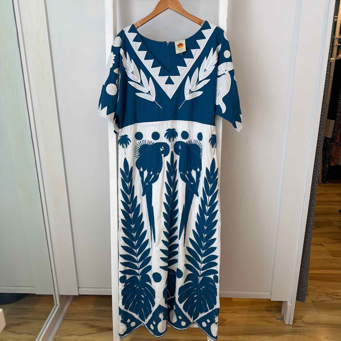 FARM rio Size Large Dress
