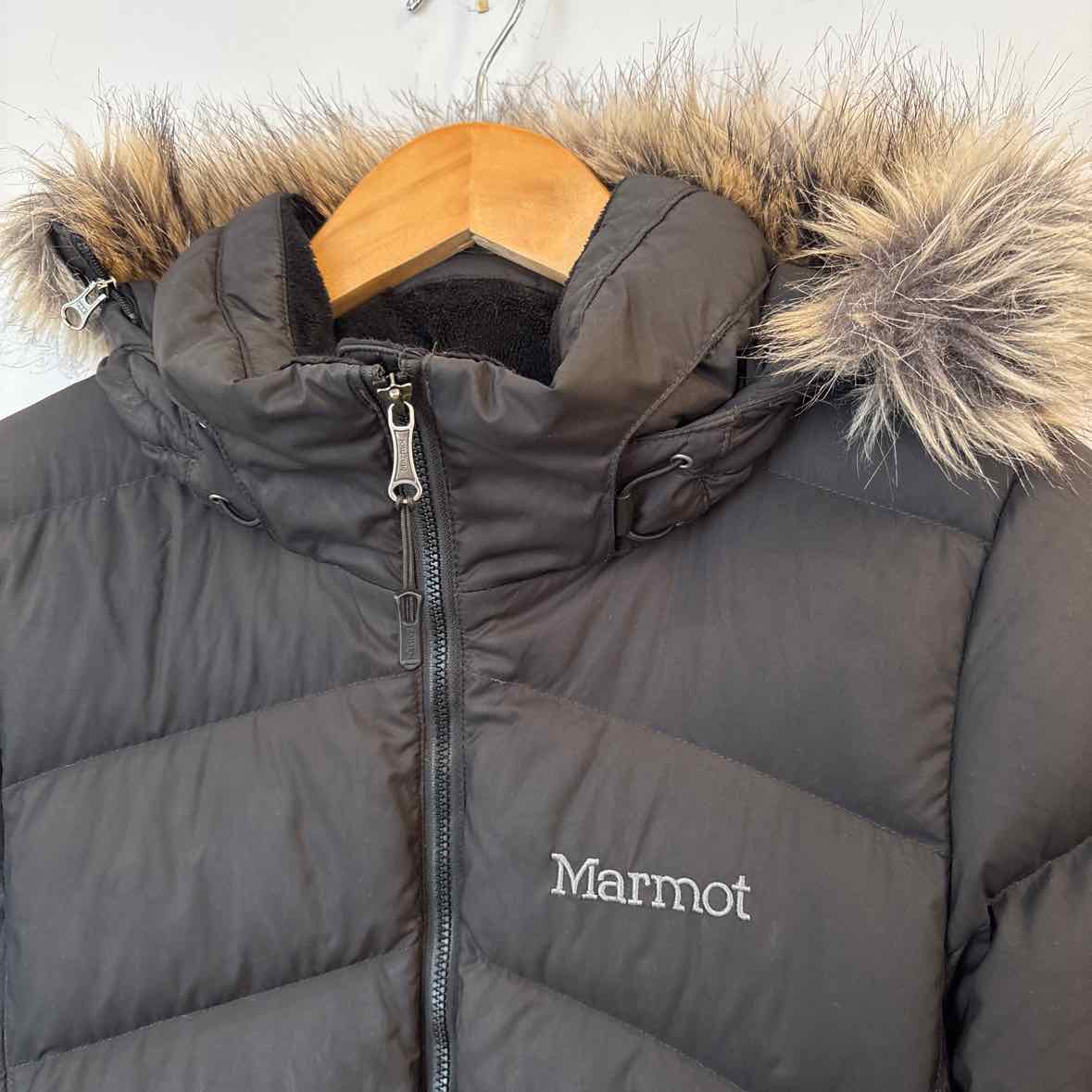Marmot Size Medium Coat