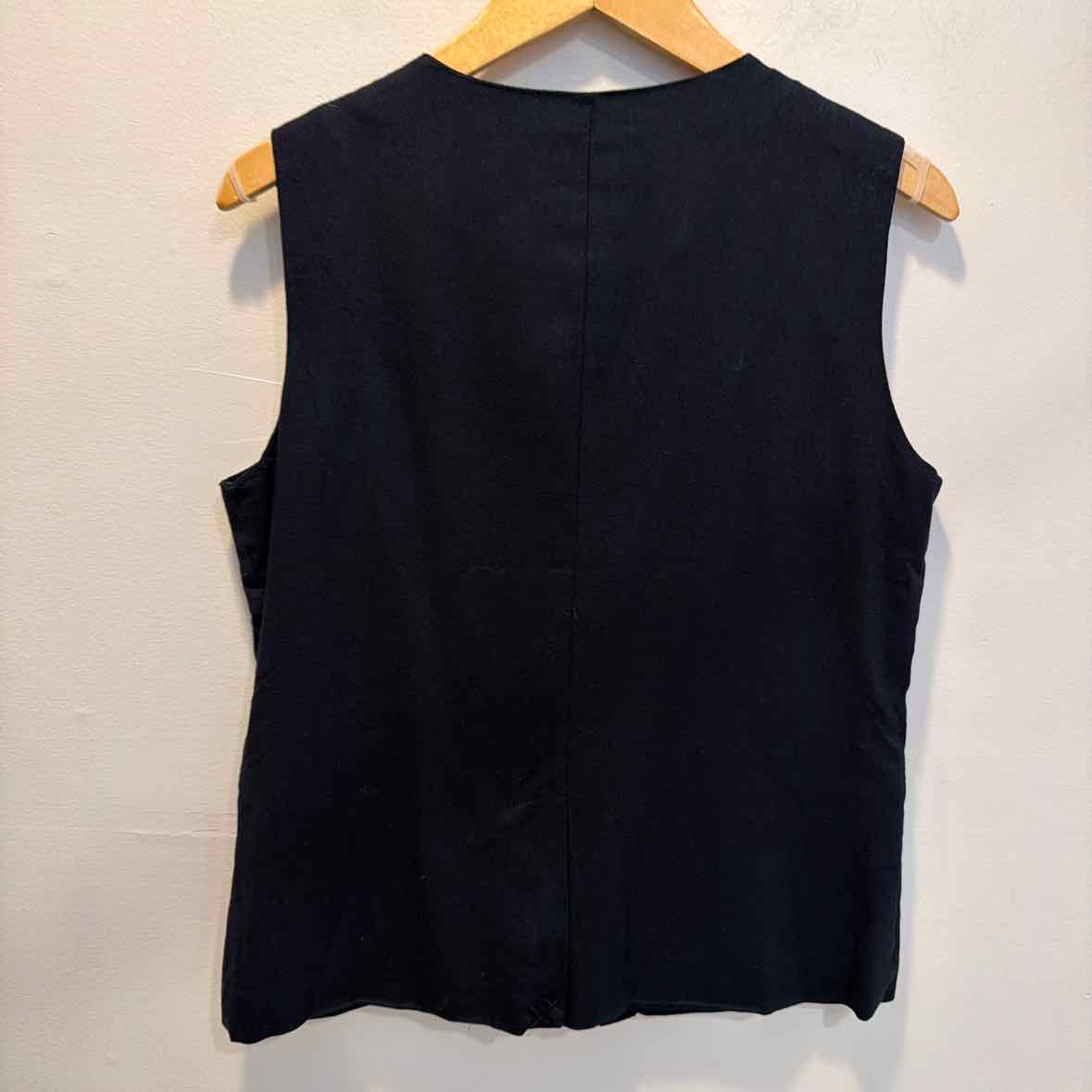 Bagatelle Size Medium Shirt