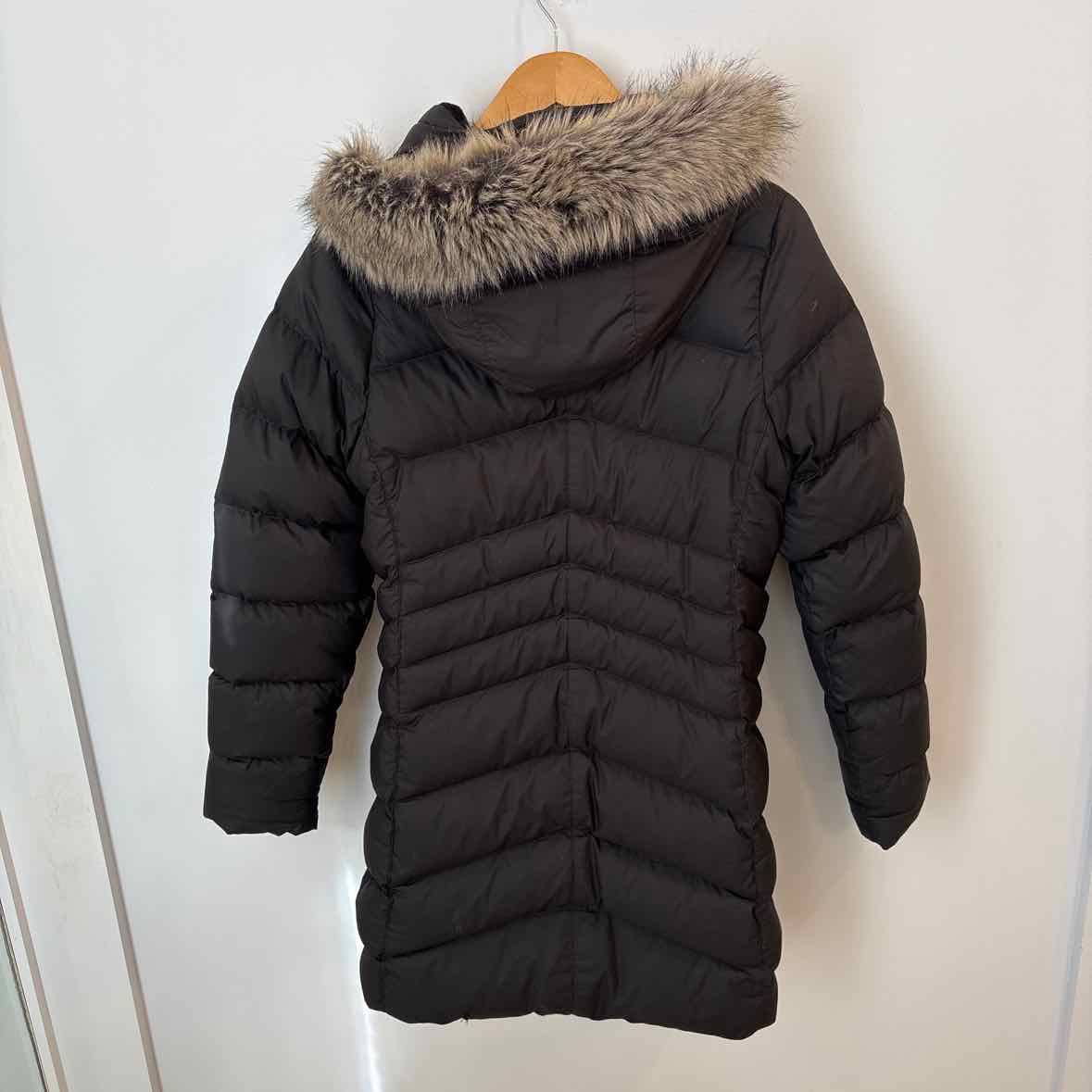 Marmot Size Medium Coat