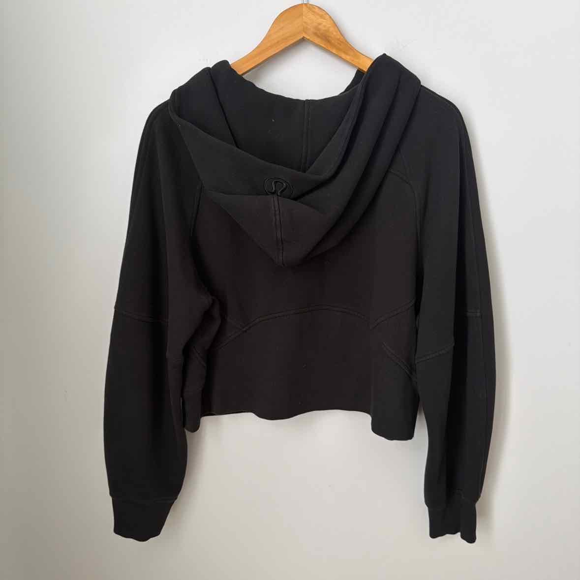 Lululemon Size M/L Sweater