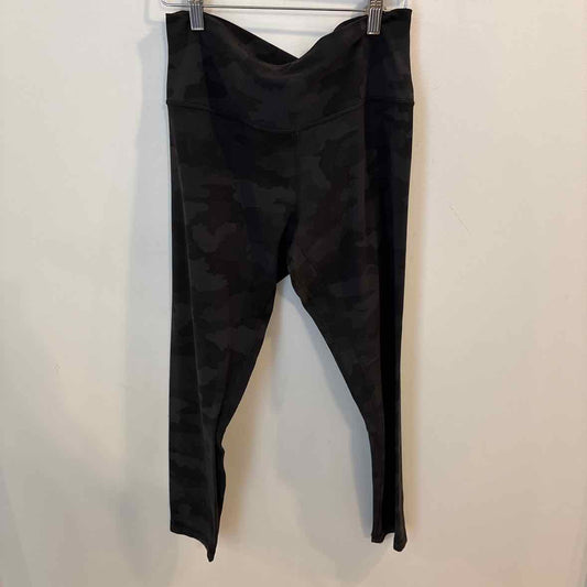 Lululemon Size 12 Pants