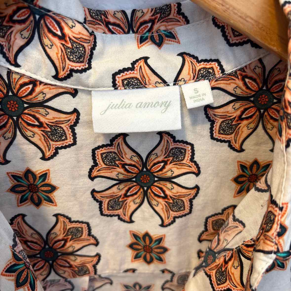 julia amory Size Small Shirt