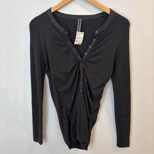 Anthropolgie Size Medium Shirt