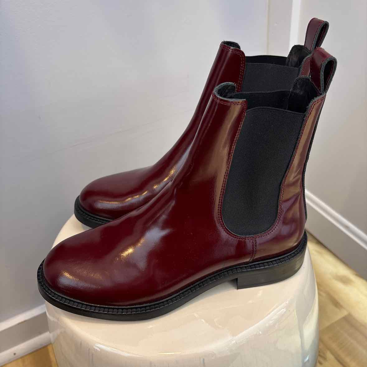 Aloha Size 38 Boots
