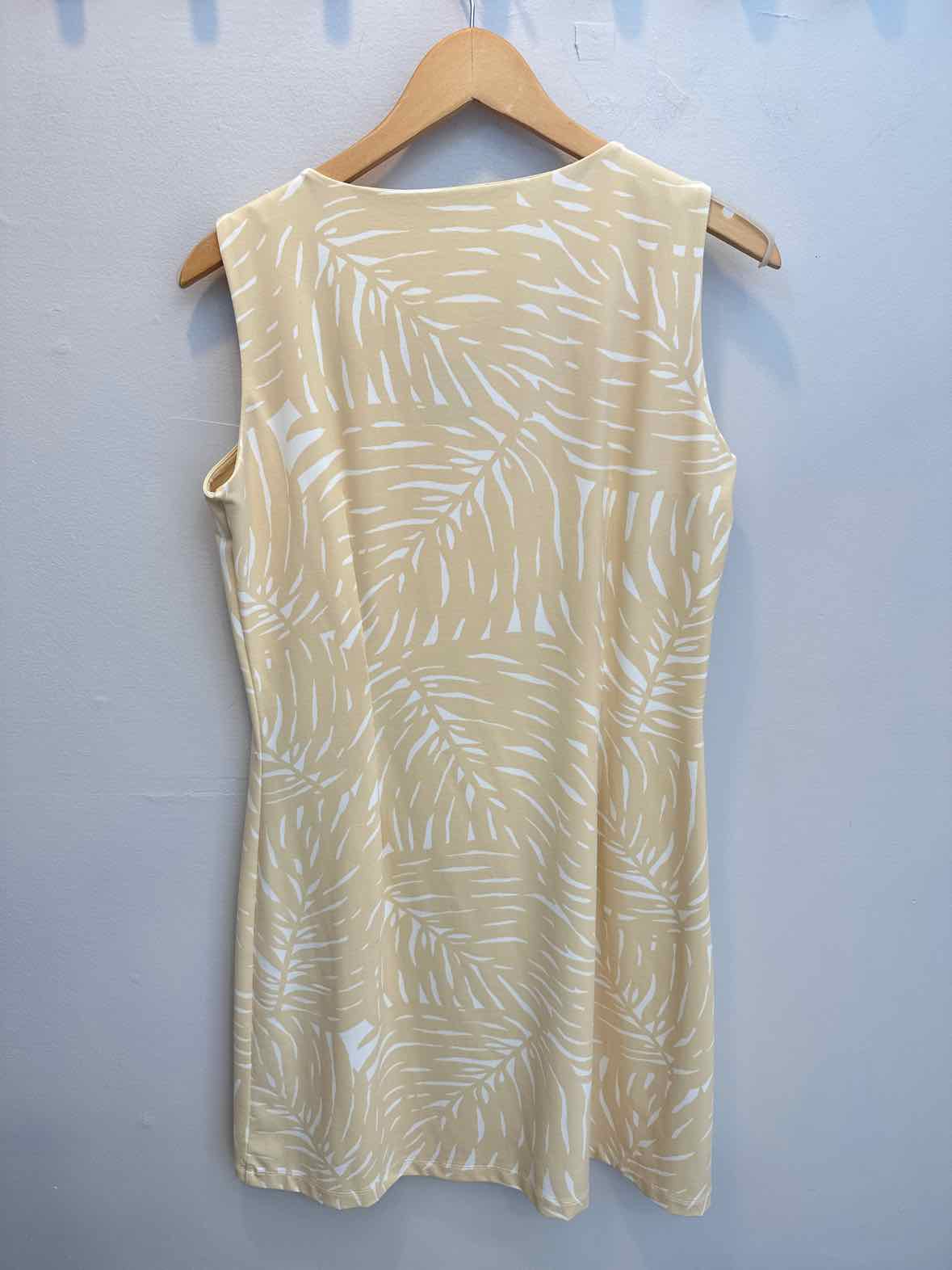 Mahi Gold Size Large Dress