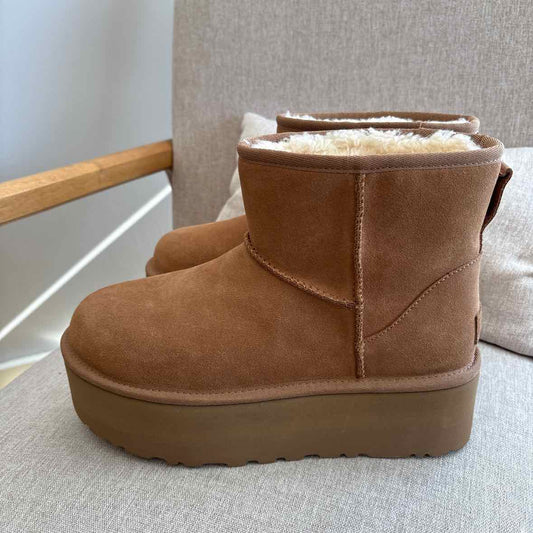 Ugg Size 9 Boots
