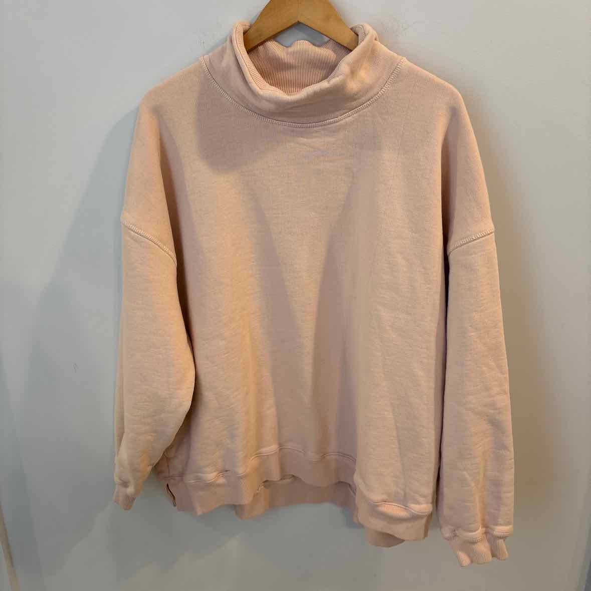 Free People Size Medium Sweater