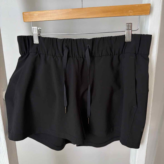 Lululemon Size 8 Shorts