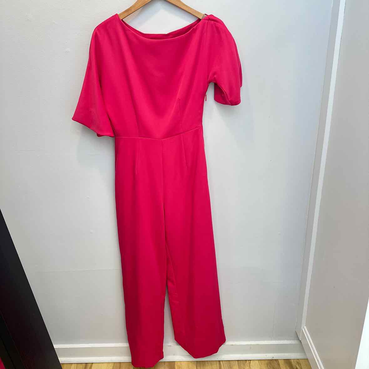 Alieva Size Medium Dress