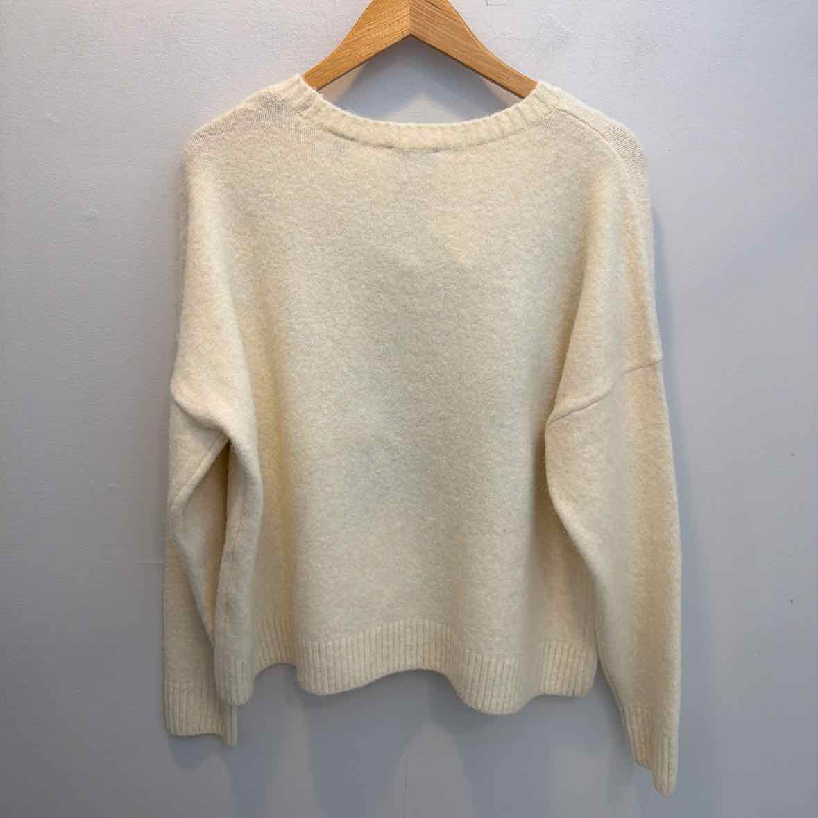 Ted Baker Size Large Sweater