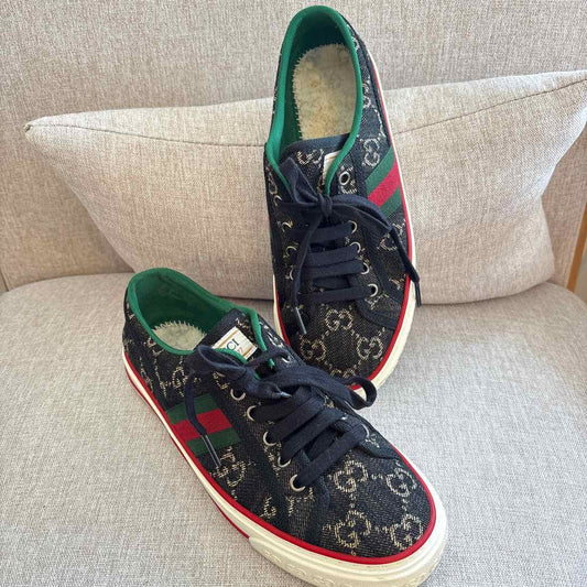 Gucci Size 7 Shoes