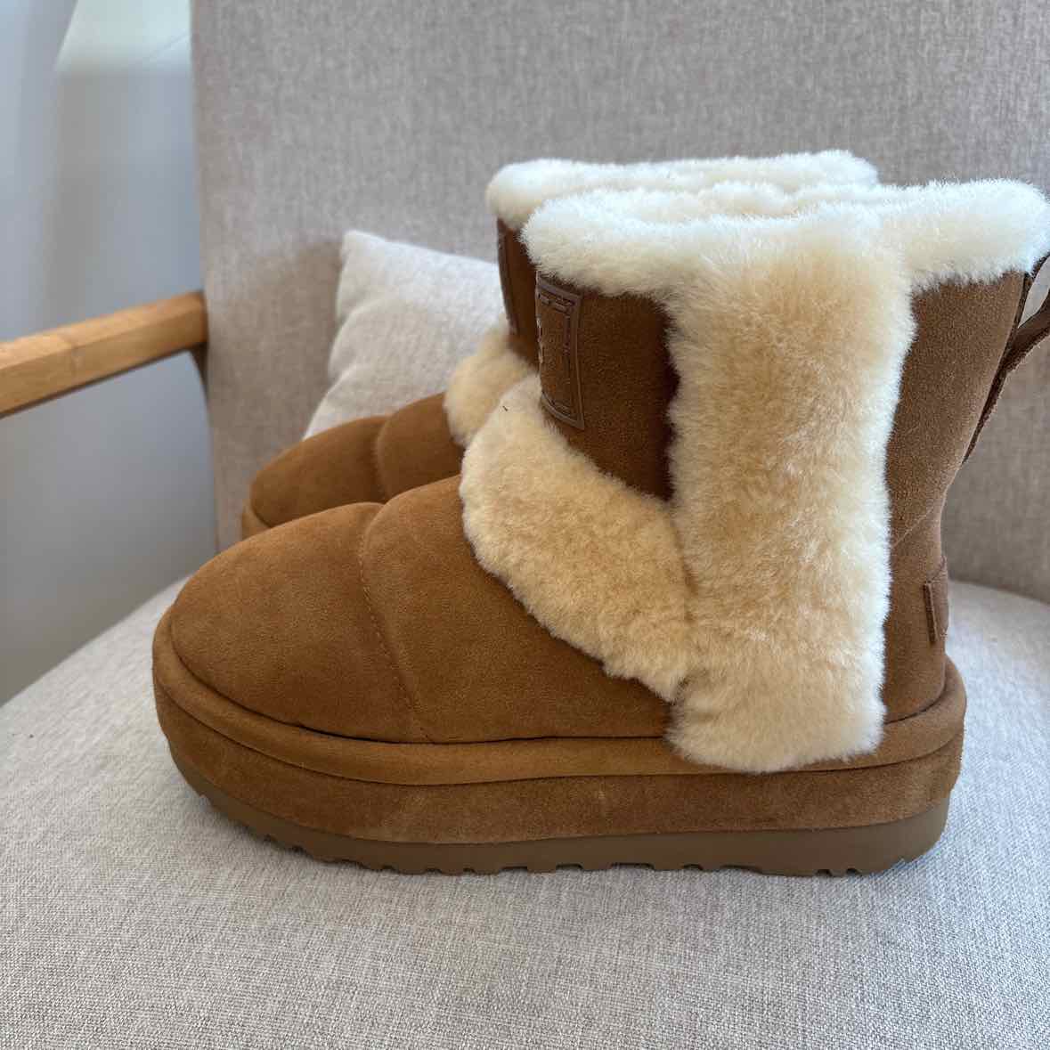 Ugg Size 9 Boots