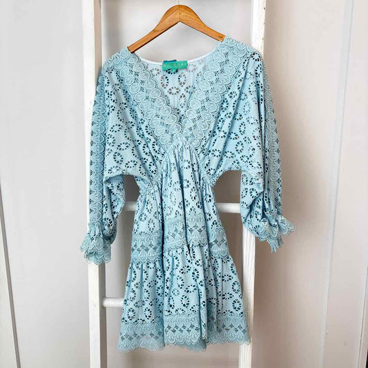 WAIMARI Size Medium Dress