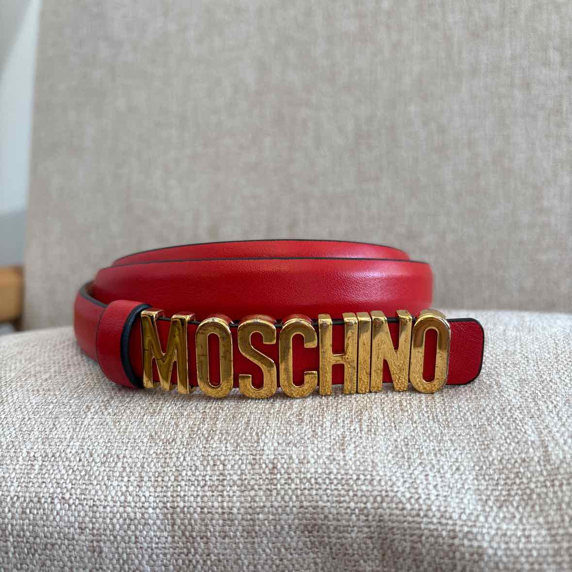 Moschino Size 46 Belt