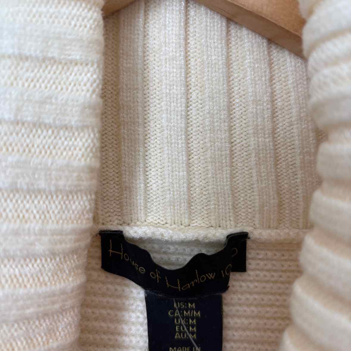 House of Harlow Size Medium Sweater