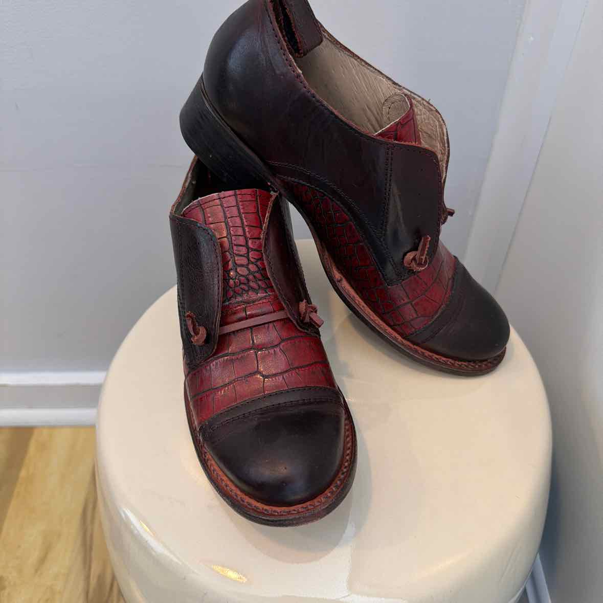 Free Bird Size 8 Shoes