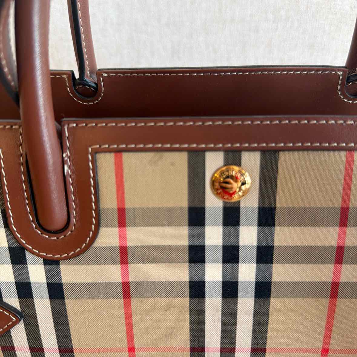 Burberry Purse