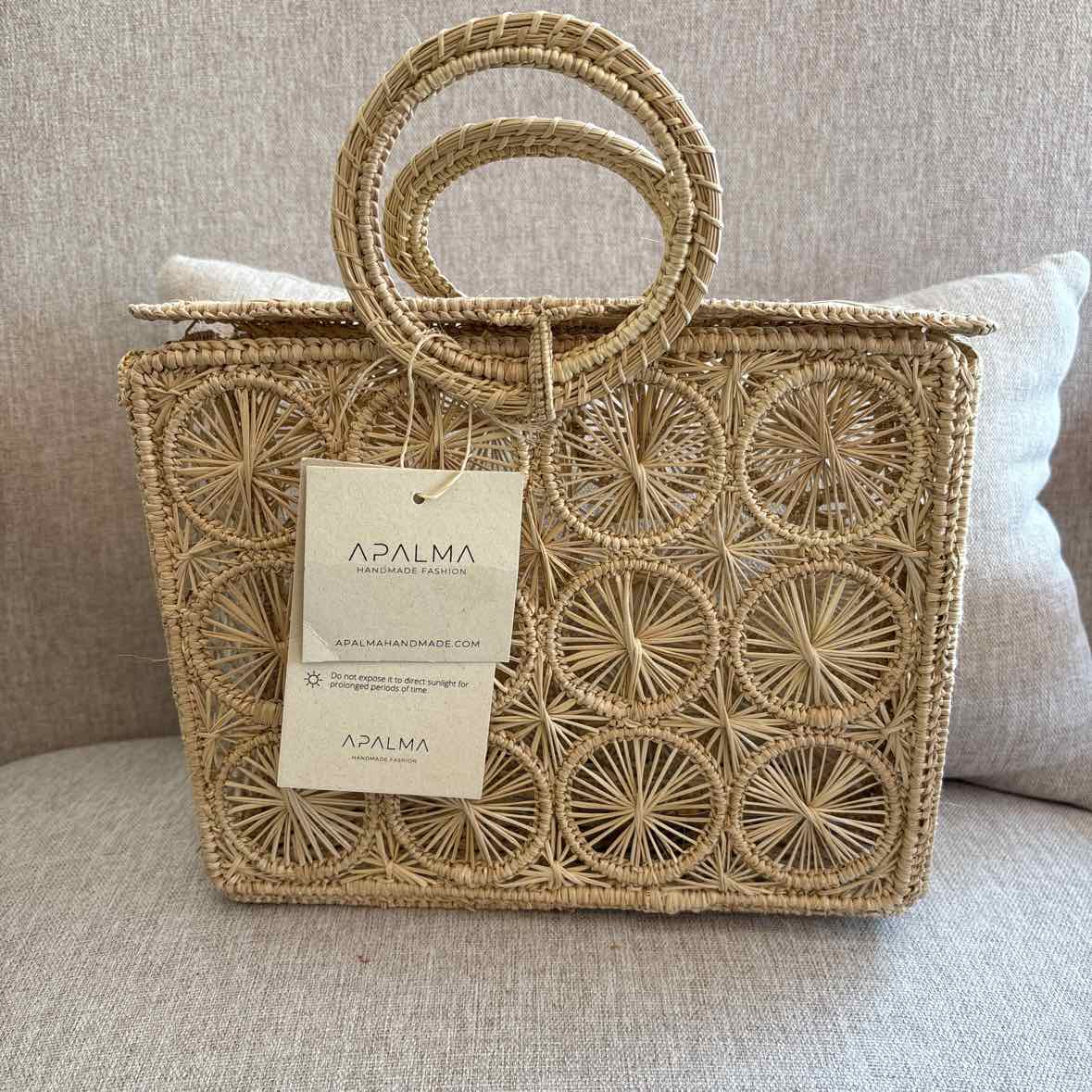 APALMA Size O/S Purse