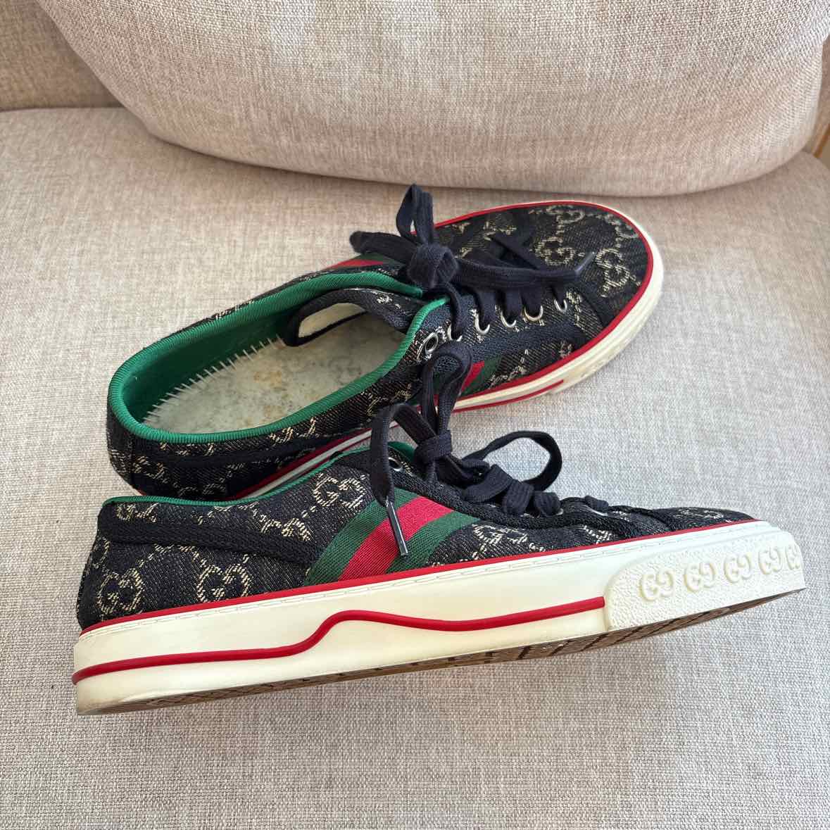 Gucci Size 7 Shoes