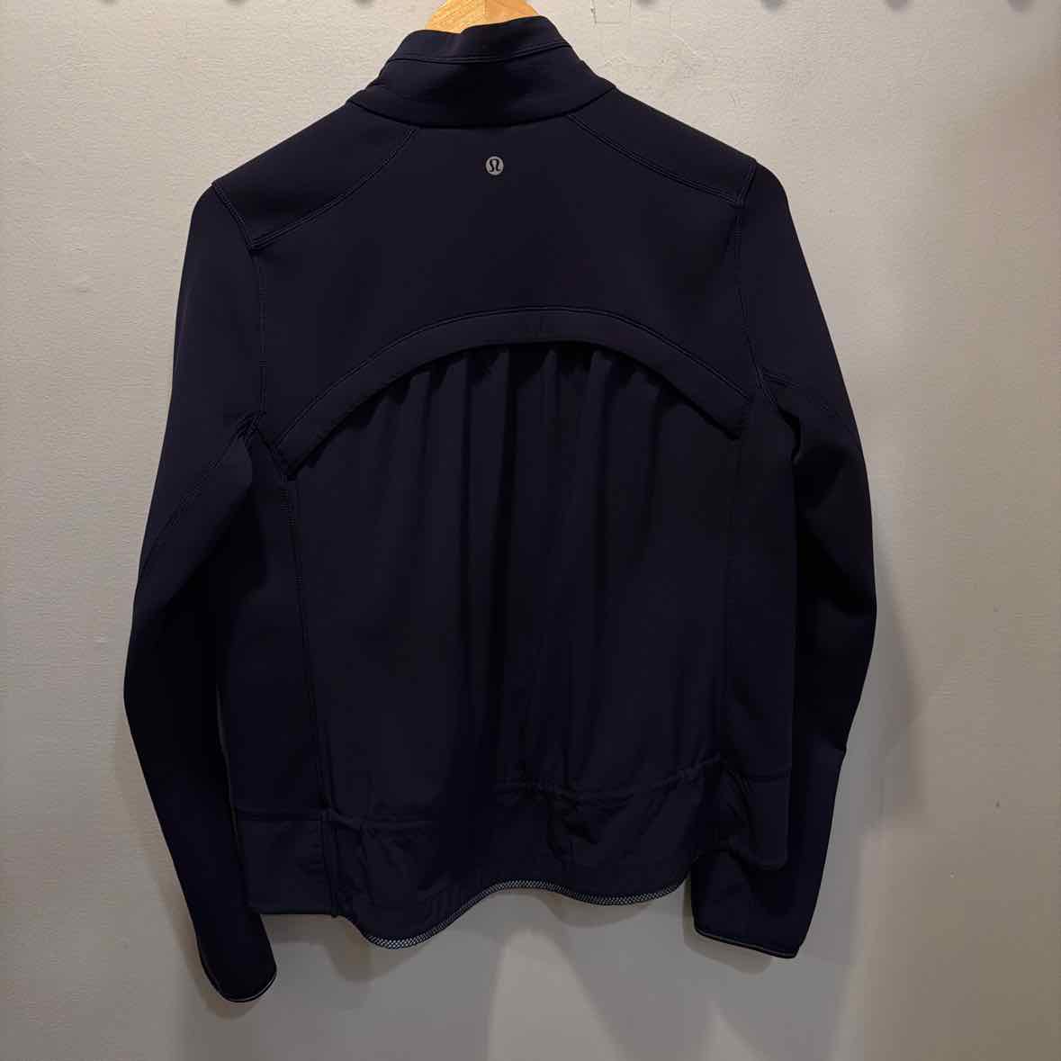 Lululemon Size 10 Sweater