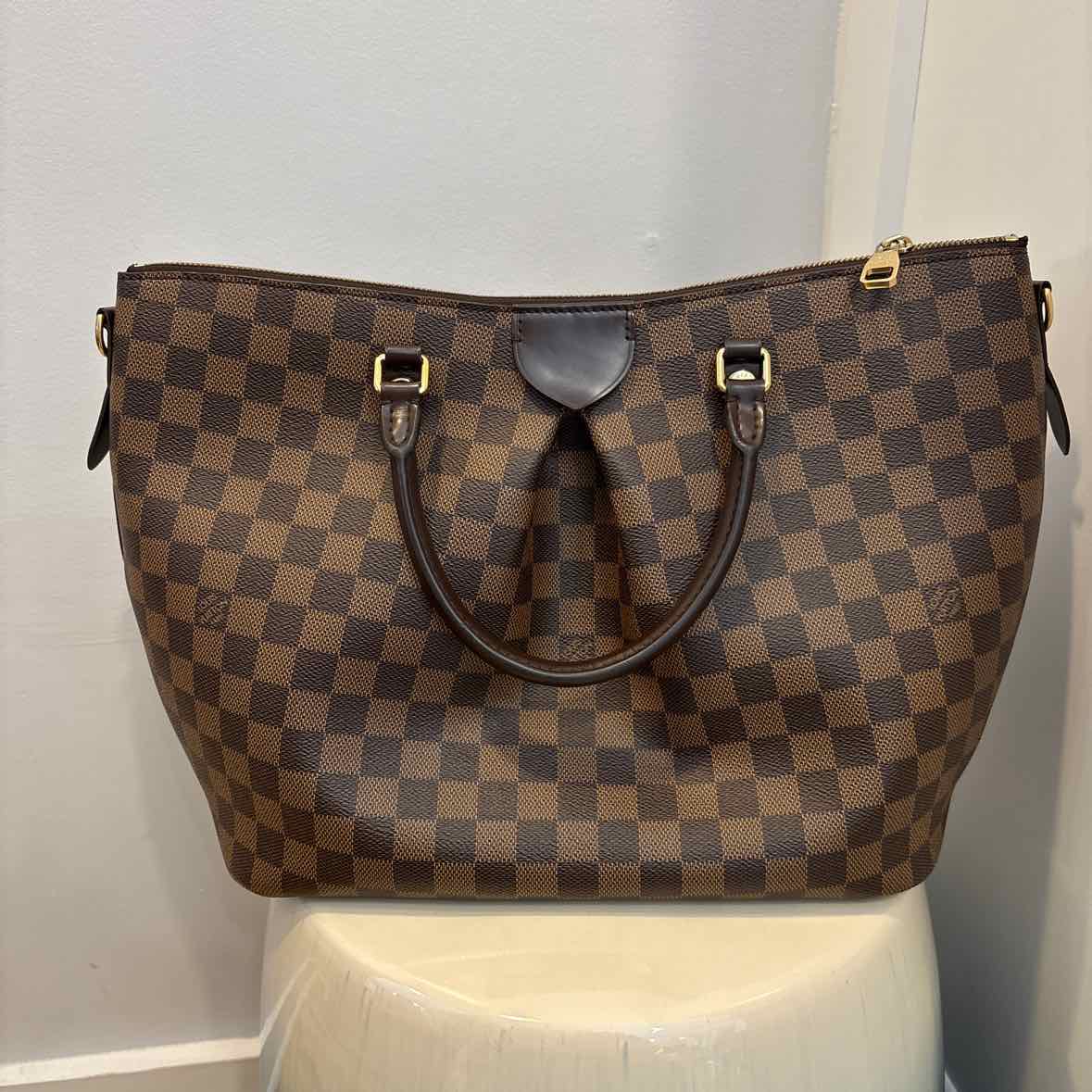 Louis Vuitton Damier Ebene