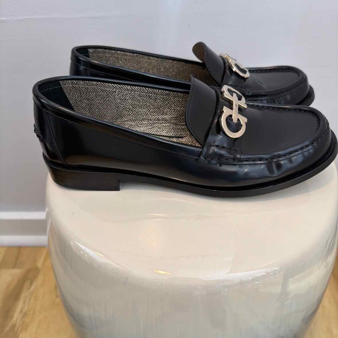 Ferragamo Size 8 Shoes