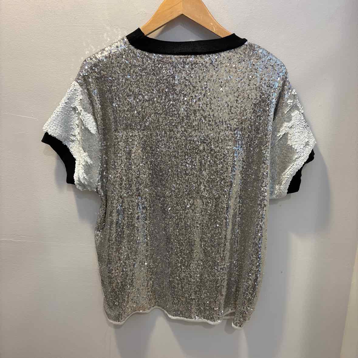 nude Size Medium Shirt