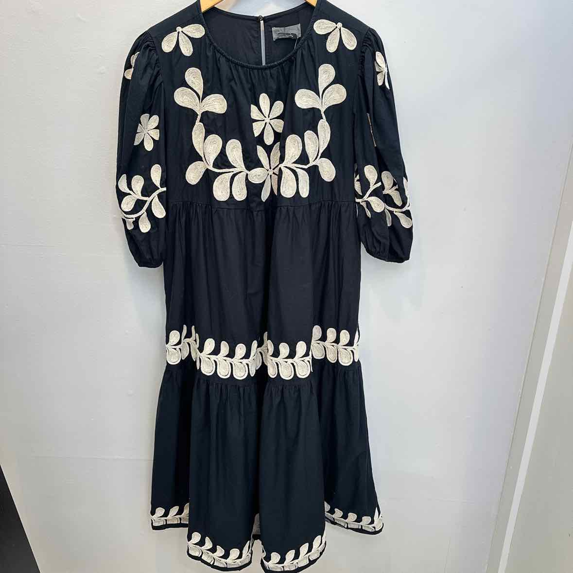 Anthropolgie Size Large Dress