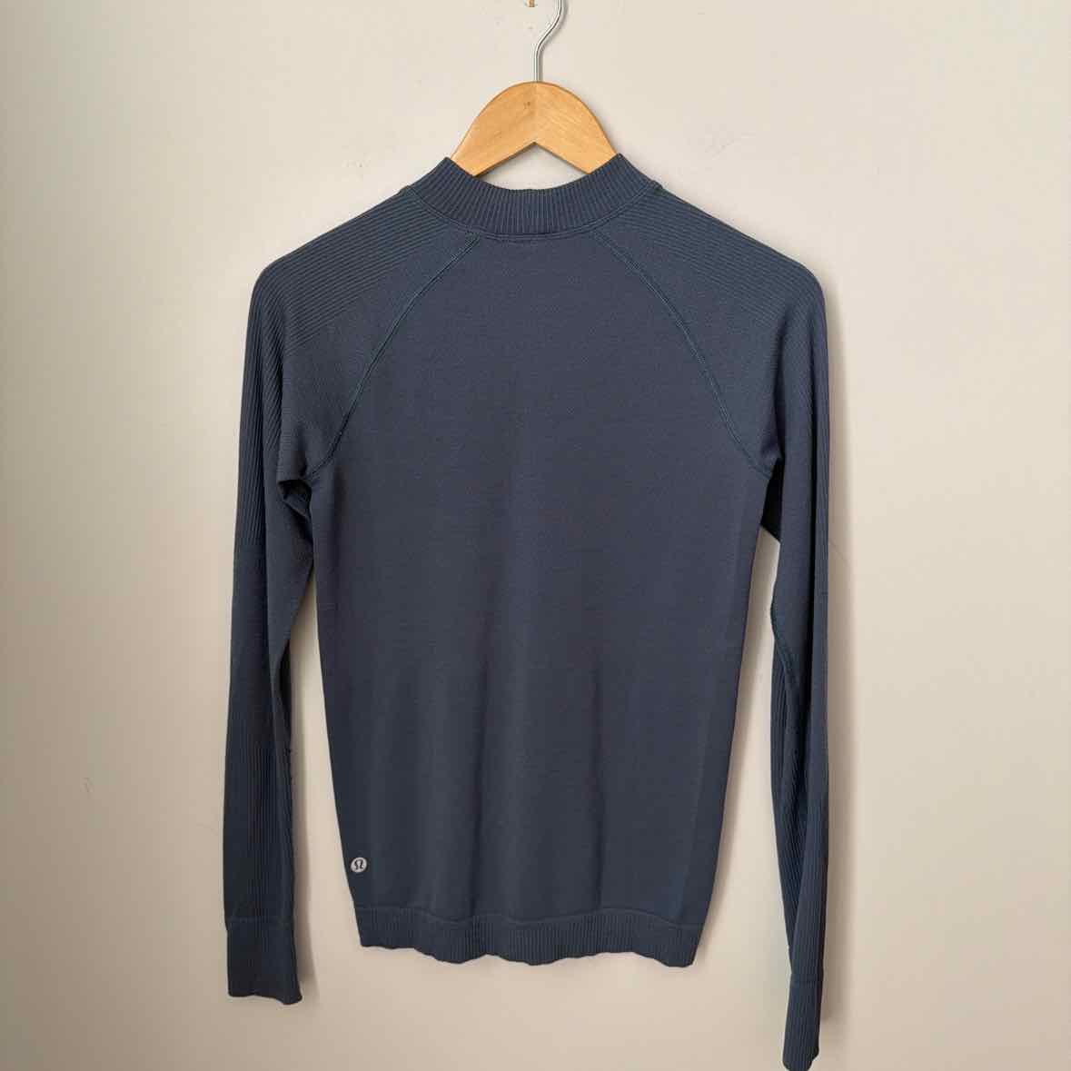 Lululemon Size Medium Shirt