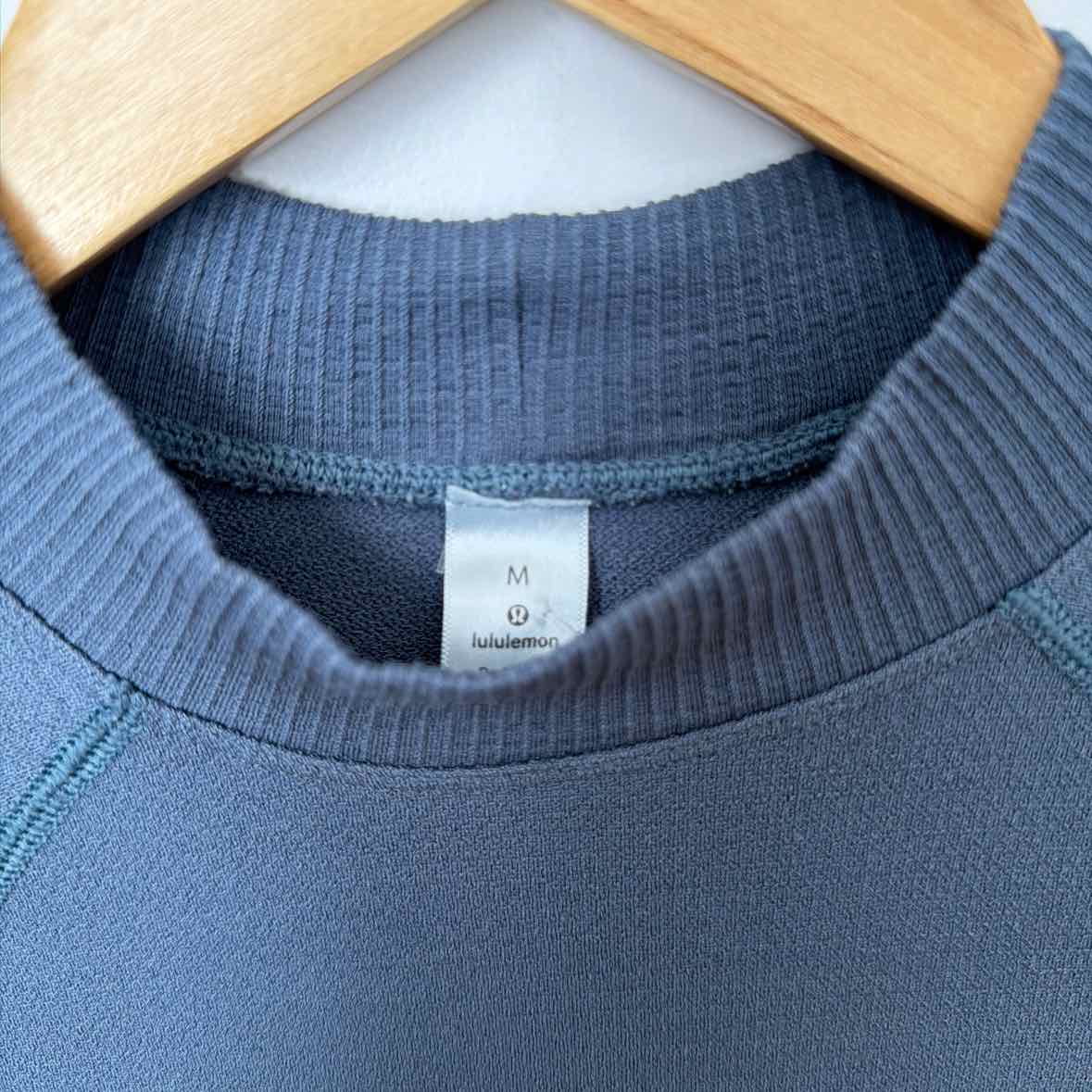 Lululemon Size Medium Shirt