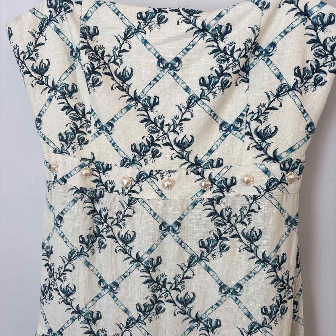 Agua by Agua Bendita Size Small Dress
