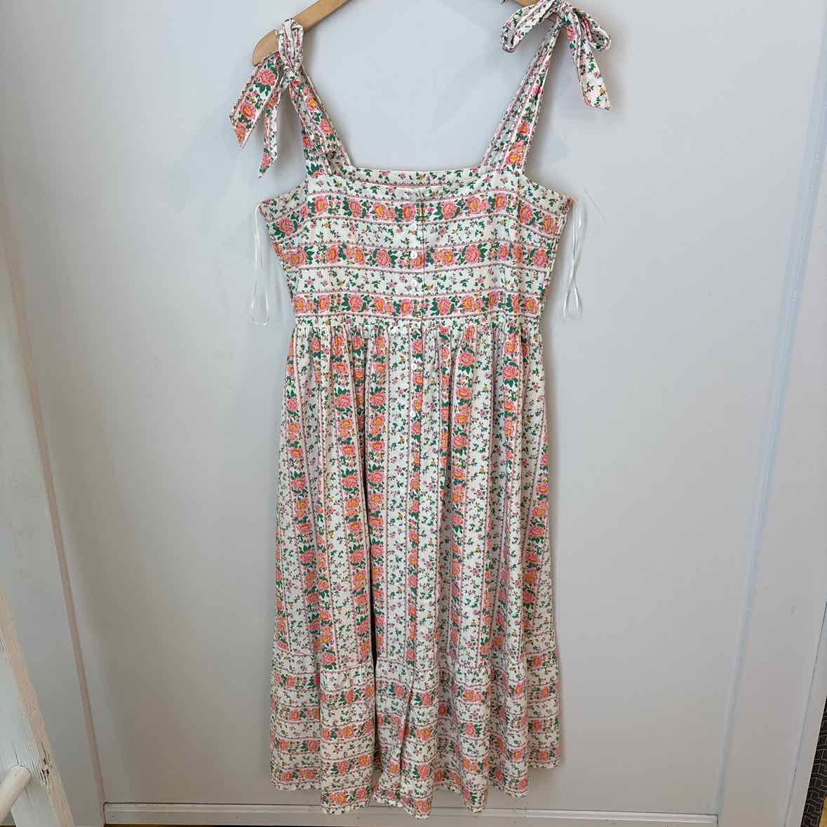 Hyacinth House Size Medium Dress