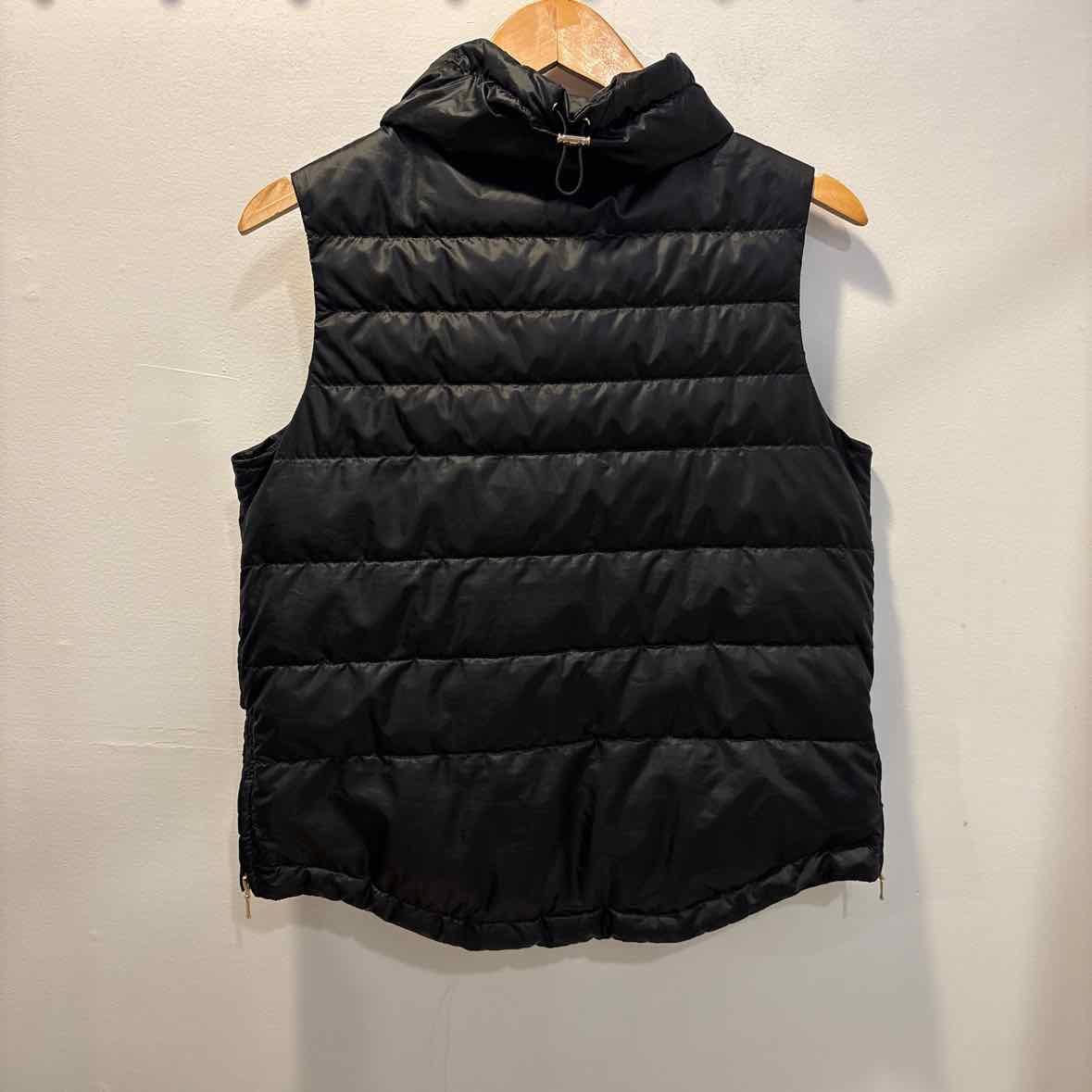 Lilly Pulitzer Size Medium Vest